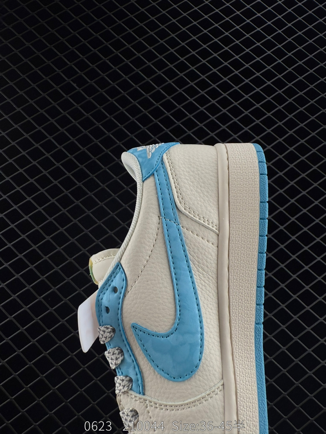 Nike Air Jordan 1 x Travis Scott AJ1